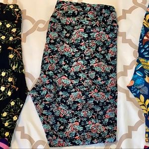 Blue Pink Roses LuLaRoe tc Tall&Curvy Leggings